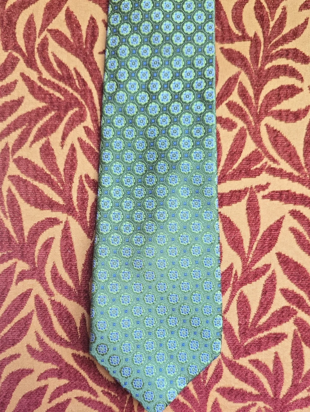 Green Floral Medallion Men's Tie